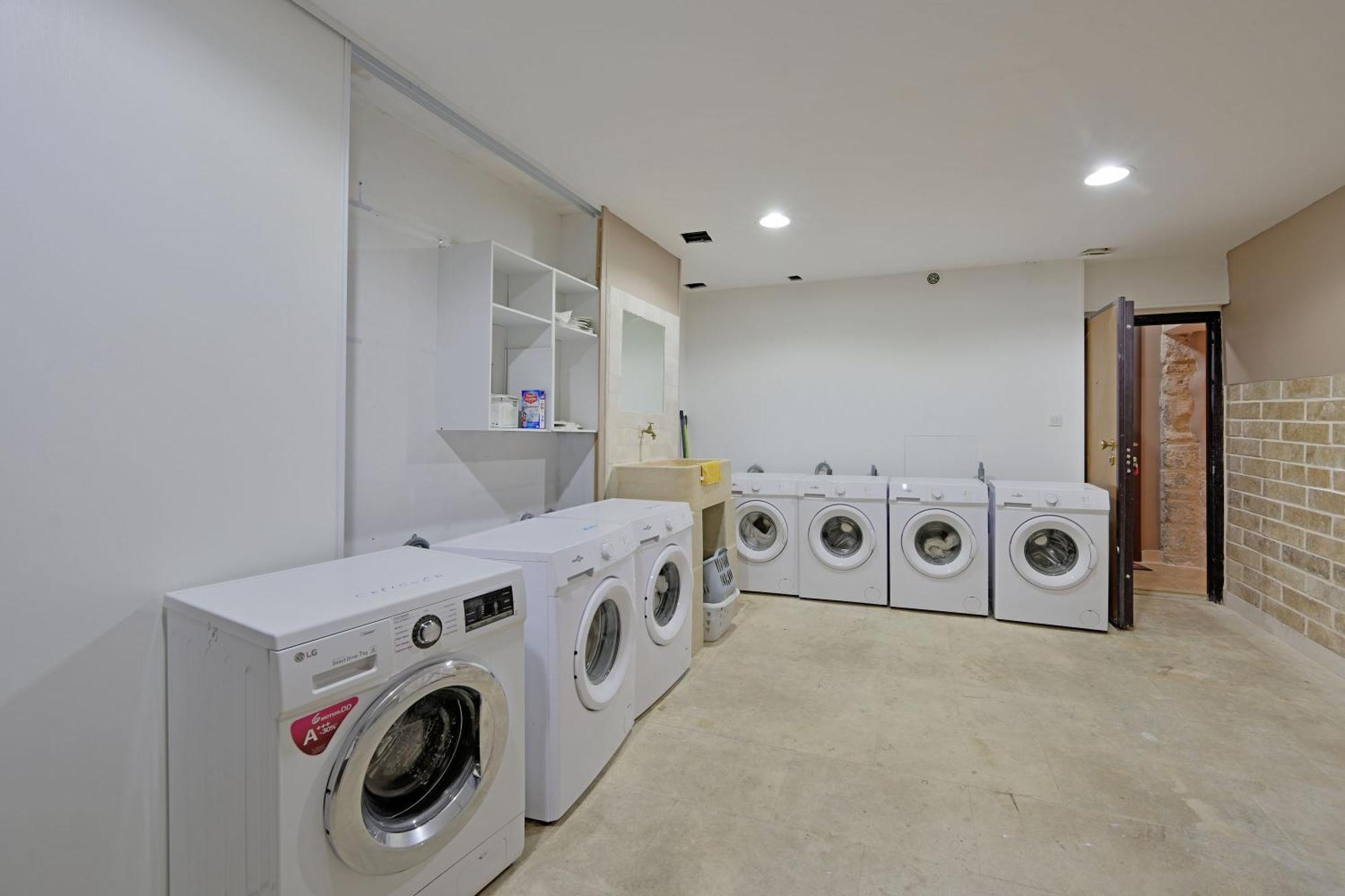 Le 185 - Charme Et Tranquillite Au Coeur D'Avignon Apartamento Exterior foto