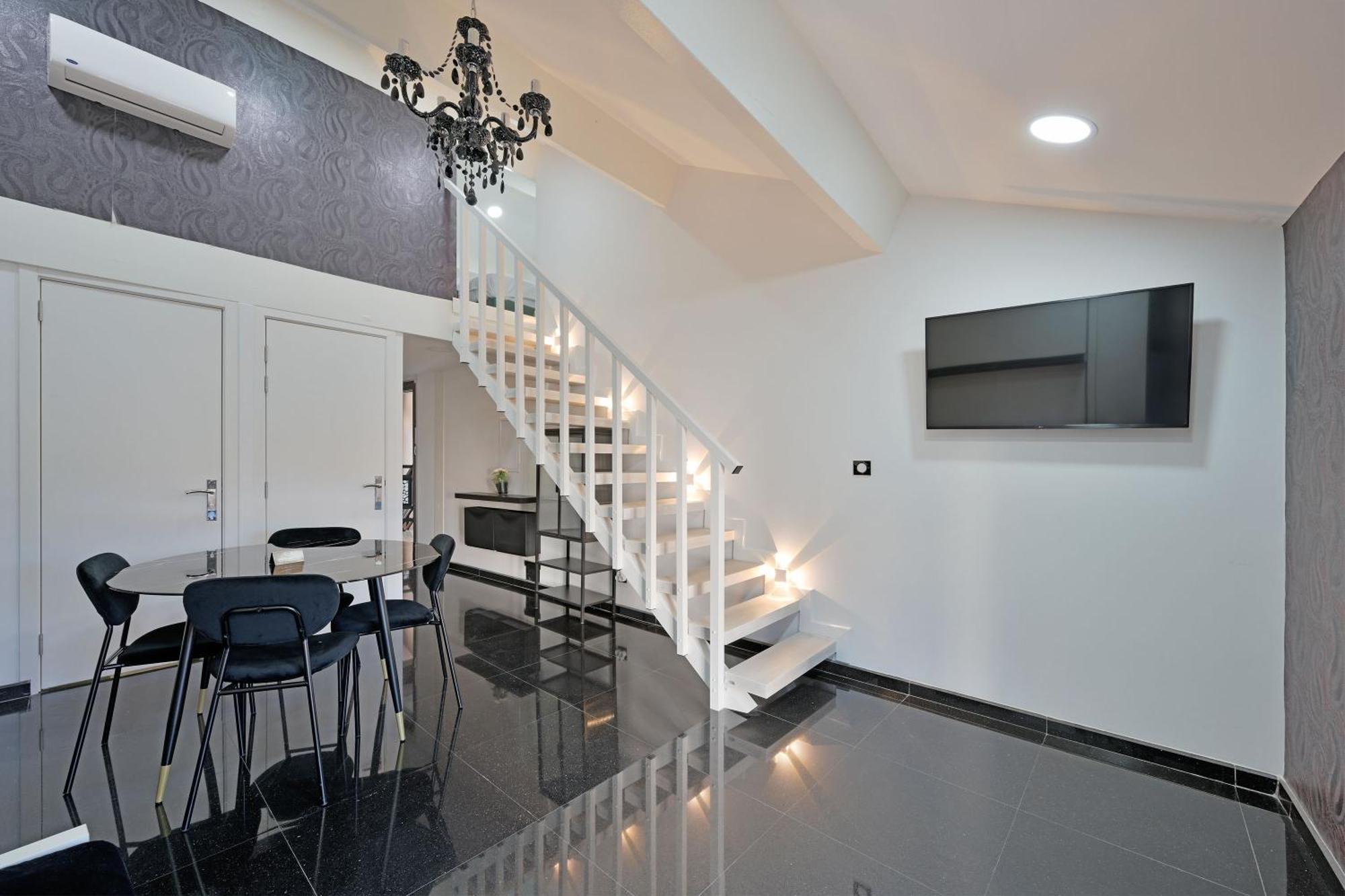 Le 185 - Charme Et Tranquillite Au Coeur D'Avignon Apartamento Exterior foto