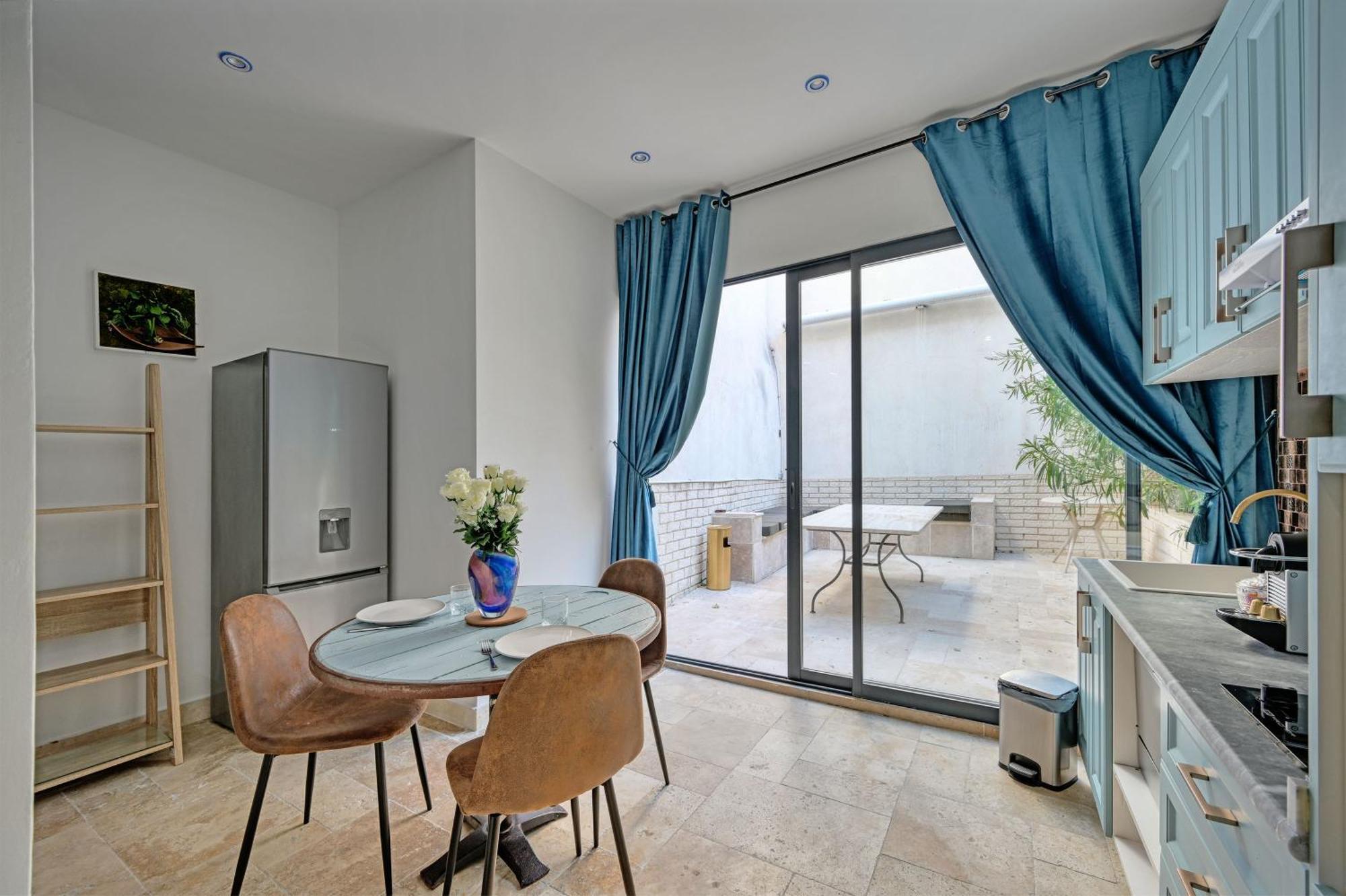 Le 185 - Charme Et Tranquillite Au Coeur D'Avignon Apartamento Exterior foto